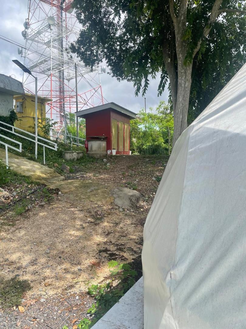 Gunung Medan Glamping & Cafe Hotel Kangar Ngoại thất bức ảnh