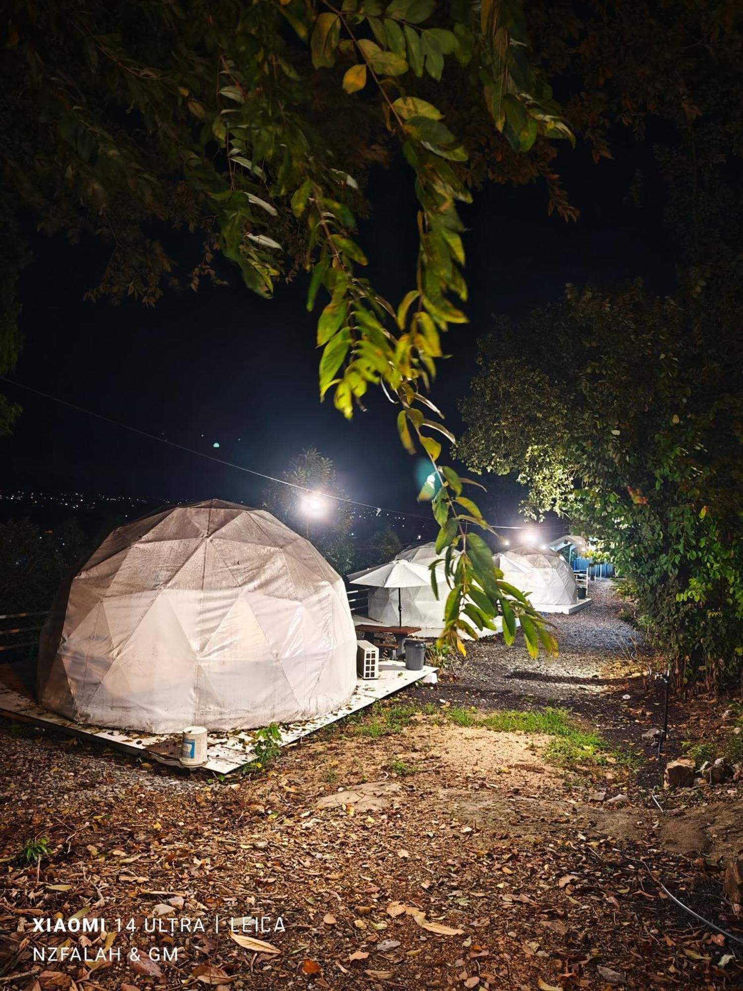Gunung Medan Glamping & Cafe Hotel Kangar Ngoại thất bức ảnh